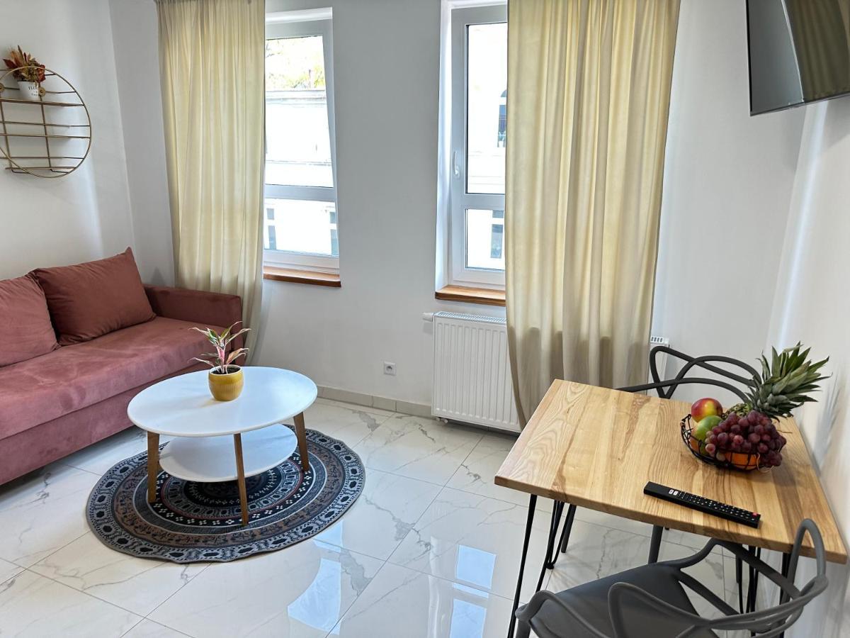 Moveen! Wynajem Apartamentow We Wroclawiu! 10 Minut Od Centrum Exterior photo