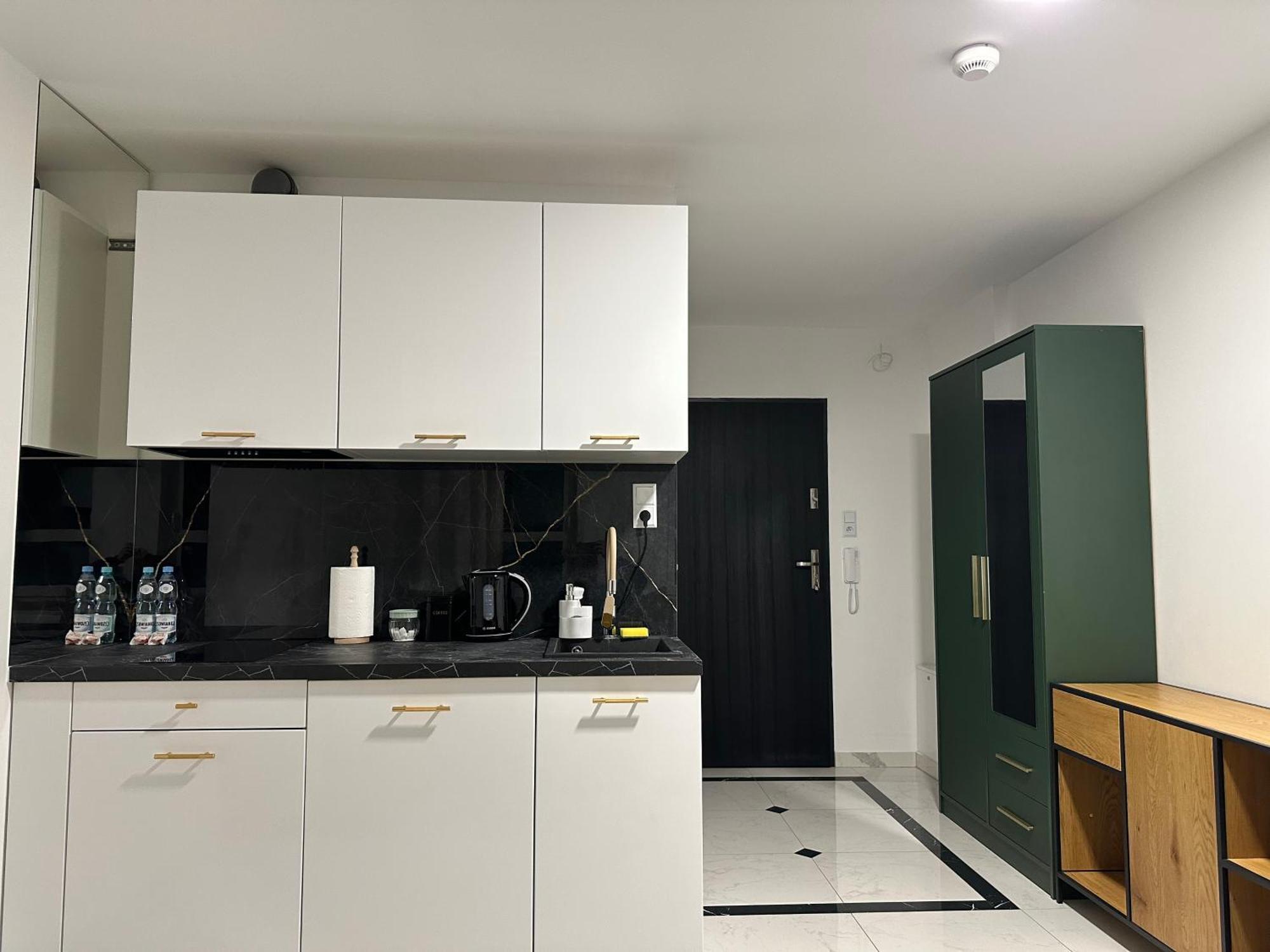 Moveen! Wynajem Apartamentow We Wroclawiu! 10 Minut Od Centrum Exterior photo